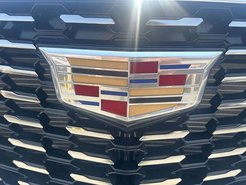 New 2025 Cadillac XT5 Premium Luxury w/ LPO, Floor Liner Package image 33