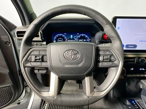 Used 2024 Toyota Tacoma TRD Off-Road w/ TRD Off Road Upgrade Package image 17