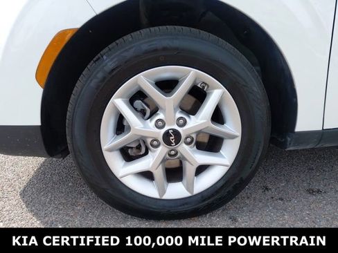 Certified 2025 Kia Soul LX FWD image 10