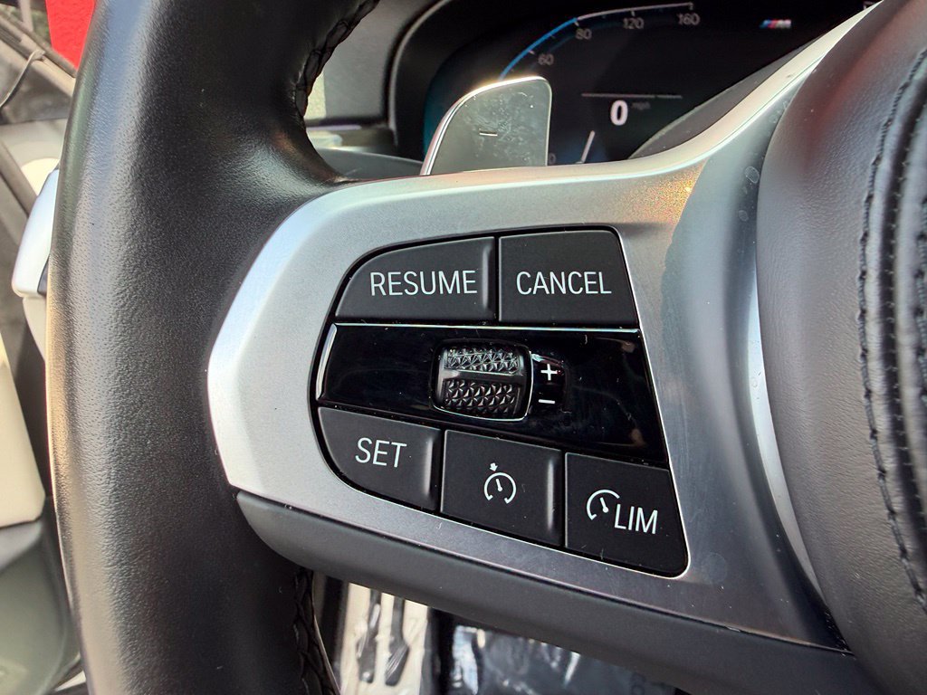 Used 2023 BMW 540i w/ M Sport Package RWD image 17