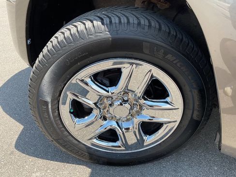 Used 2012 Toyota RAV4 4WD w/ Value Pkg image 41