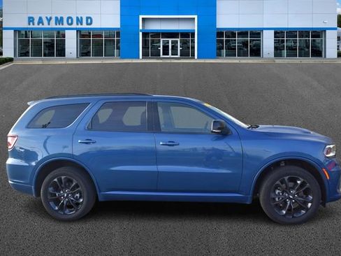 Used 2025 Dodge Durango GT image 2