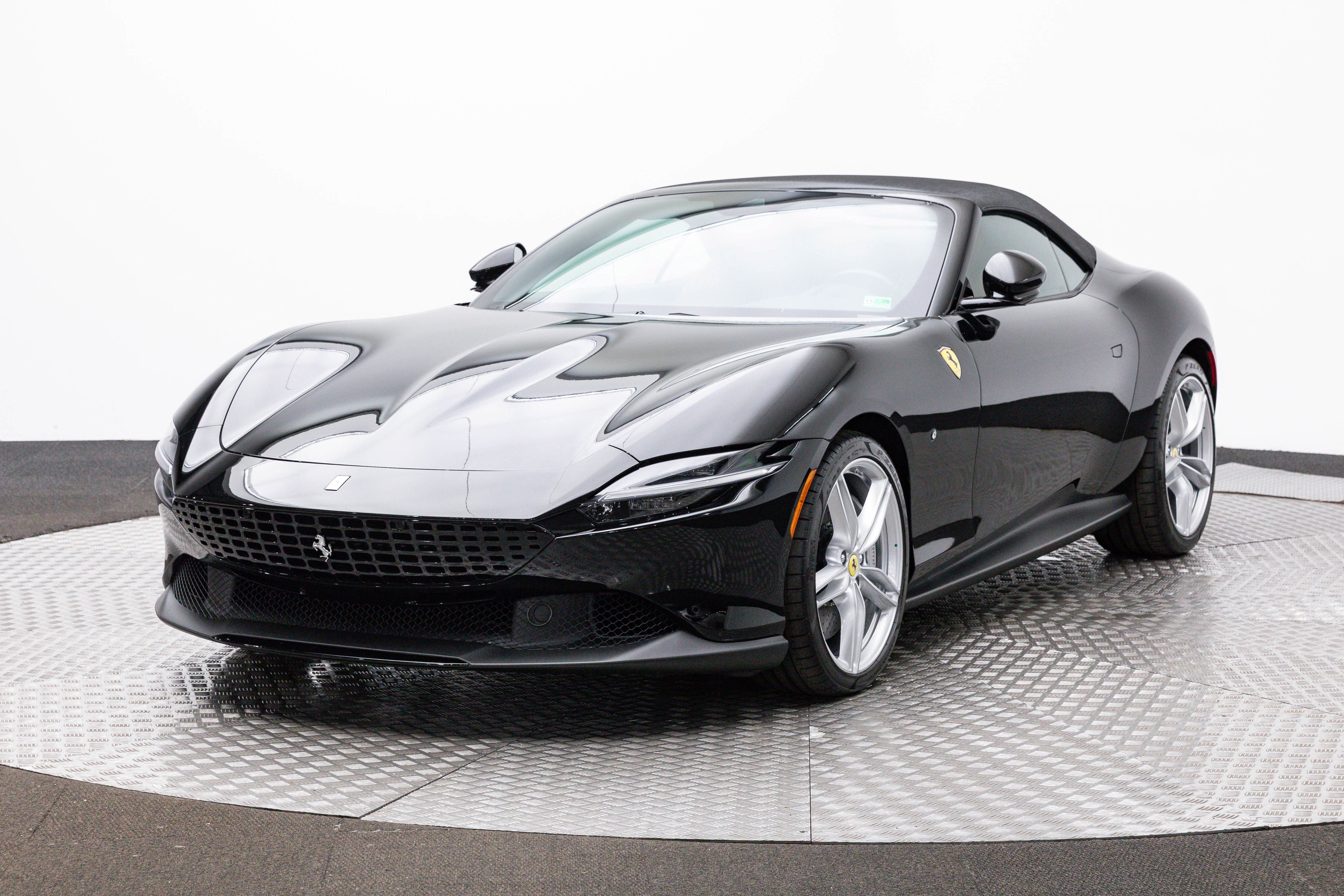 Certified 2026 Ferrari Roma Spider RWD image 65