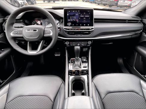 New 2026 Jeep Compass Latitude AWD/4WD image 5