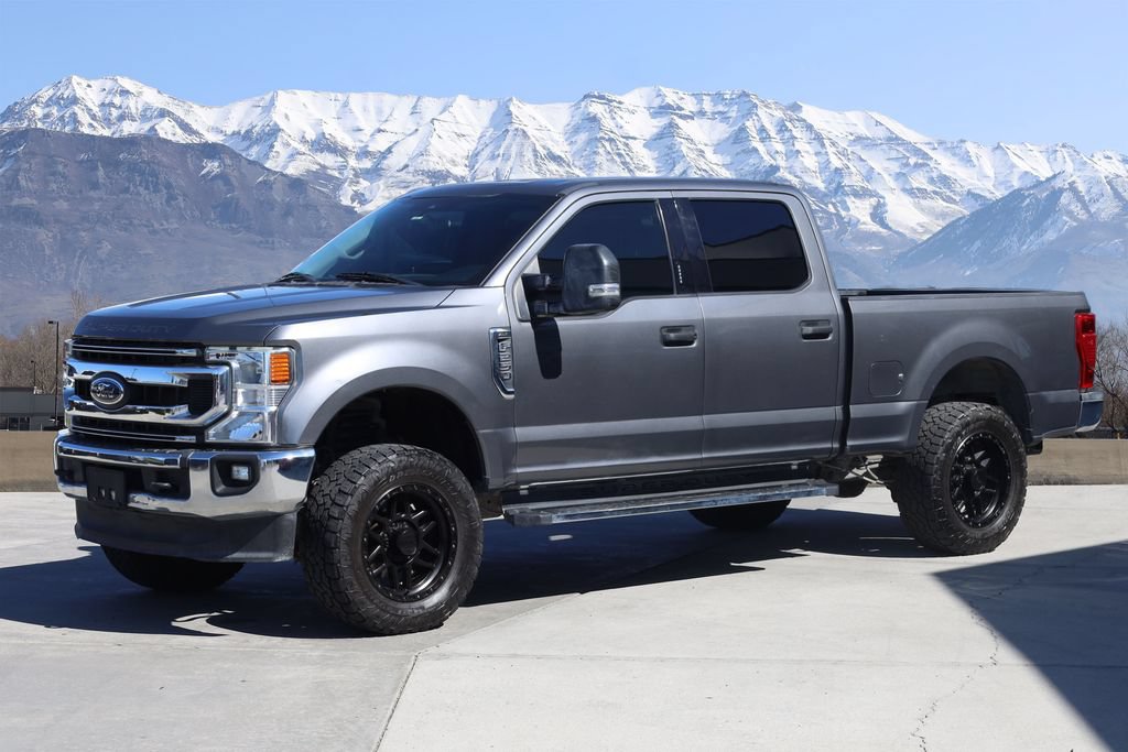 Used 2021 Ford F250 XLT w/ XLT Value Package AWD/4WD image 2