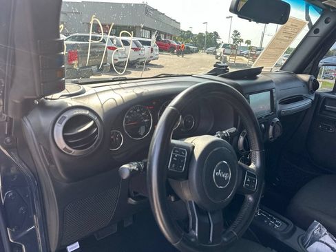 Used 2016 Jeep Wrangler Sport w/ Quick Order Package 24S AWD/4WD image 13