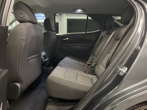 Used 2020 Chevrolet Equinox LT image 30