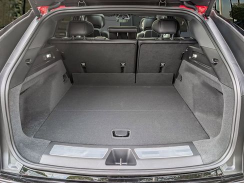 New 2026 Cadillac Lyriq Sport image 19