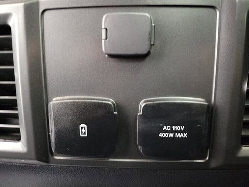 Used 2020 Ford F150 XLT w/ Equipment Group 302A Luxury image 16