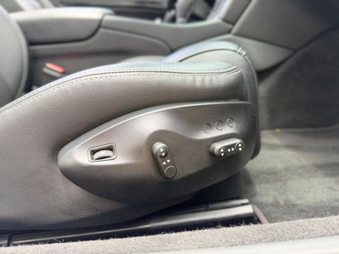 Used 2013 Maserati GranTurismo Sport RWD image 60