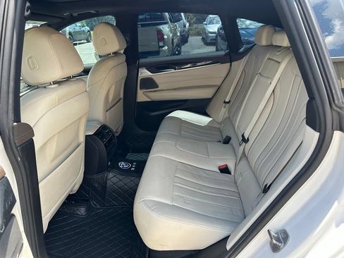Used 2018 BMW 640i Gran Turismo xDrive AWD/4WD image 24