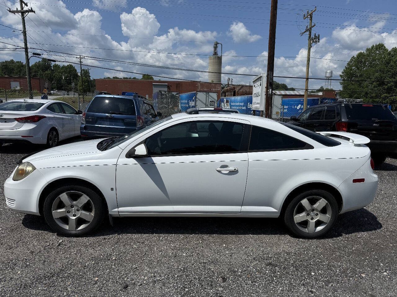 Used 2008 Chevrolet Cobalt LT w/ Revolution Edition Package FWD image 2