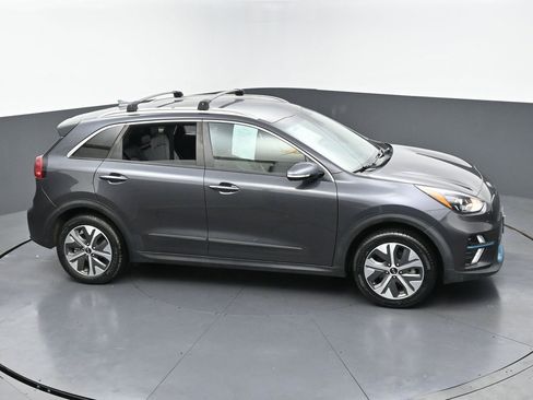 Used 2020 Kia Niro EX image 46