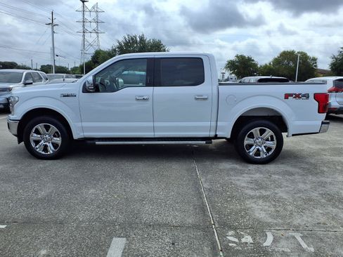 Used 2019 Ford F150 Lariat w/ Equipment Group 502A Luxury AWD/4WD image 24