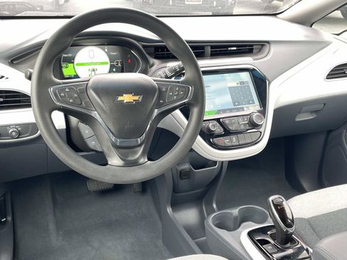 Used 2019 Chevrolet Bolt LT FWD image 9