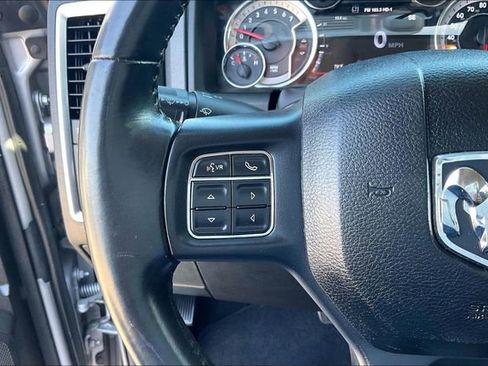 Used 2019 RAM 1500 Classic SLT w/ Luxury Group AWD/4WD image 12