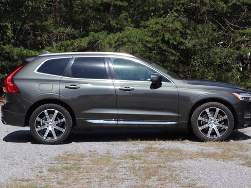 Used 2018 Volvo XC60 T6 Inscription w/ Convenience Package AWD/4WD image 2
