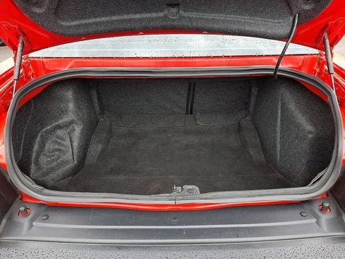 Used 2022 Dodge Challenger GT AWD/4WD image 30