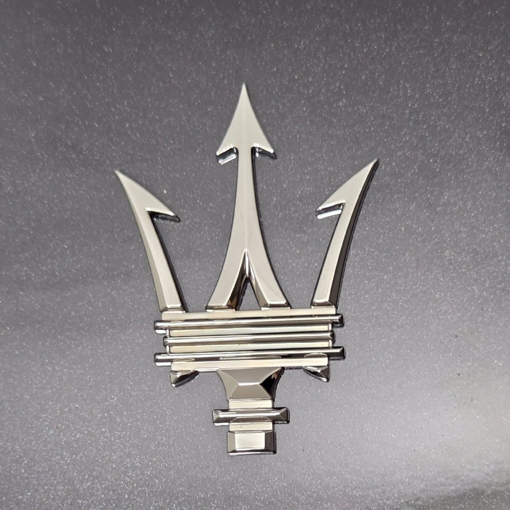 Used 2024 Maserati Levante GT Ultima AWD/4WD image 27