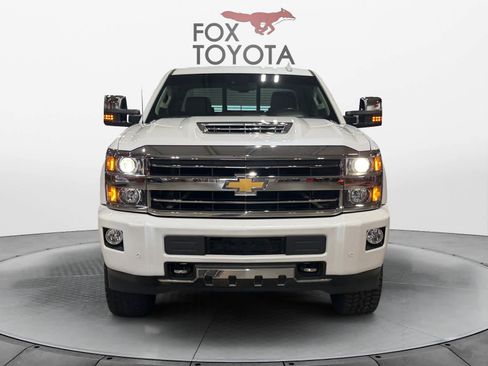 Used 2019 Chevrolet Silverado 2500 High Country w/ Duramax Plus Package AWD/4WD image 9