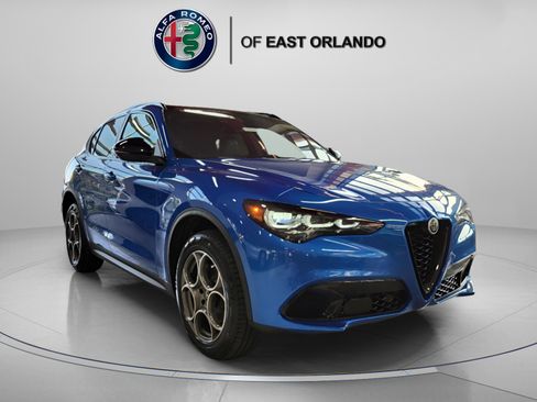 New 2025 Alfa Romeo Stelvio Sprint image 1