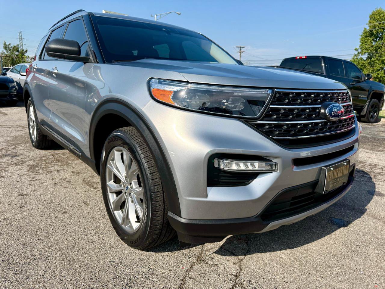 Used 2023 Ford Explorer XLT w/ Equipment Group 202A RWD image 7