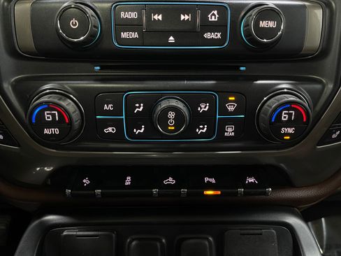 Used 2016 Chevrolet Silverado 1500 High Country image 24