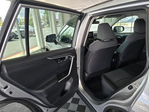 Used 2024 Toyota RAV4 XLE image 35