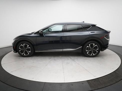 Used 2024 Kia EV6 Wind image 24