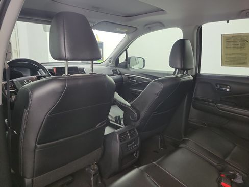 Used 2021 Honda Pilot Special Edition image 10
