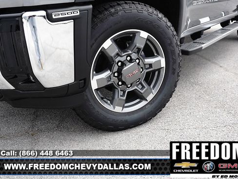 New 2025 GMC Sierra 2500 SLT w/ Texas SLT Premium Package image 9