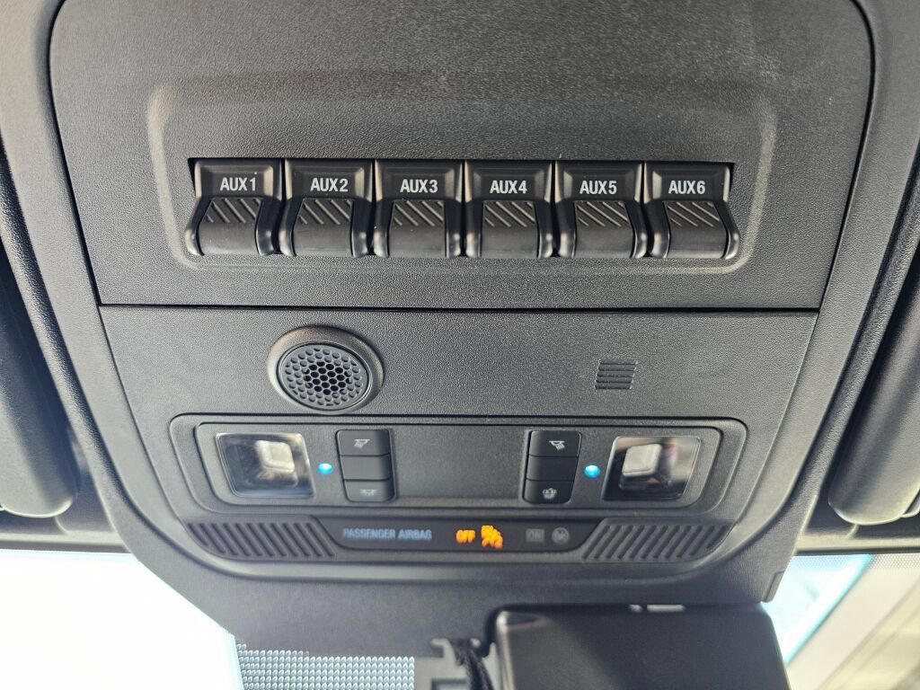 Used 2024 Ford Bronco Everglades AWD/4WD image 33