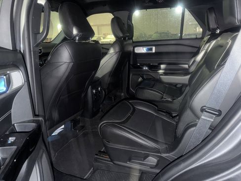 Used 2021 Ford Explorer ST w/ Equipment Group 401A image 9