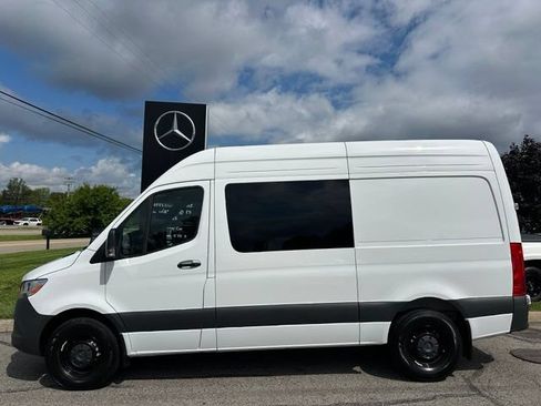 Used 2026 Mercedes-Benz Sprinter 2500 image 2