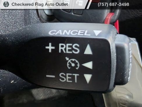 Used 2014 Toyota RAV4 XLE image 29