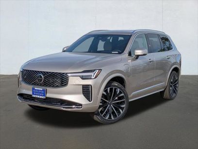 New 2026 Volvo XC90 T8 Plus w/ Protection Package Premier