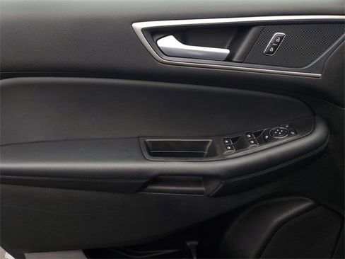 Certified 2024 Ford Edge SEL w/ Convenience Package image 10