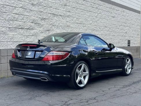 Used 2013 Mercedes-Benz SLK 350 image 3