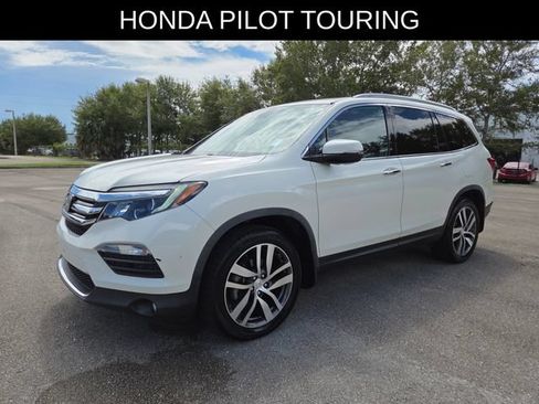 Used 2018 Honda Pilot Touring image 7