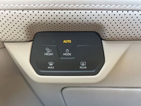 New 2026 Volkswagen Atlas SE image 31