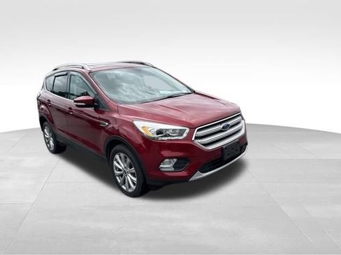 Used 2018 Ford Escape Titanium AWD/4WD image 4