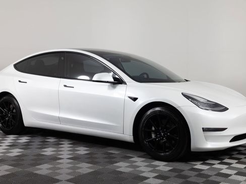 Used 2020 Tesla Model 3 Long Range AWD/4WD image 10
