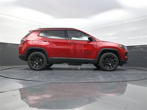 New 2026 Jeep Compass Latitude image 24