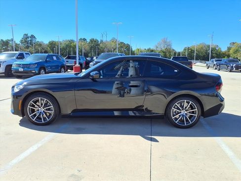 Used 2025 BMW 230i Coupe w/ Premium Package image 16