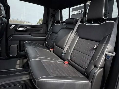 Used 2024 GMC Sierra 1500 AT4X image 14