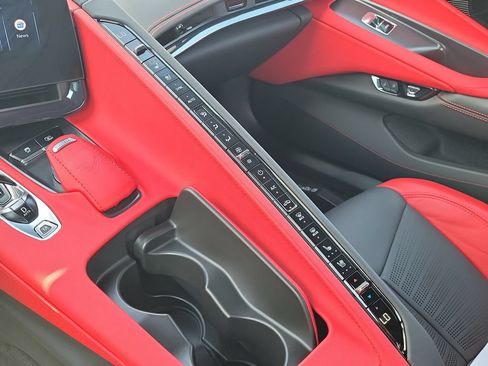 Used 2019 Chevrolet Corvette Stingray Convertible Z51 2LT RWD image 33