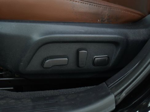 Used 2018 Subaru Outback 2.5i Touring w/ Popular Package #3 AWD/4WD image 28