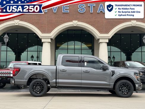 New 2026 Ford F150 XLT w/ XLT Black Appearance Package RWD image 3