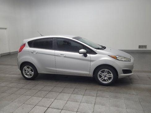 Used 2018 Ford Fiesta SE FWD image 11