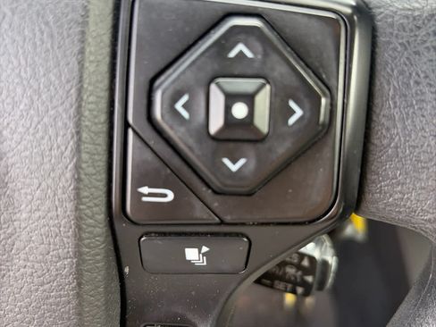 Used 2023 Toyota Tacoma SR AWD/4WD image 27
